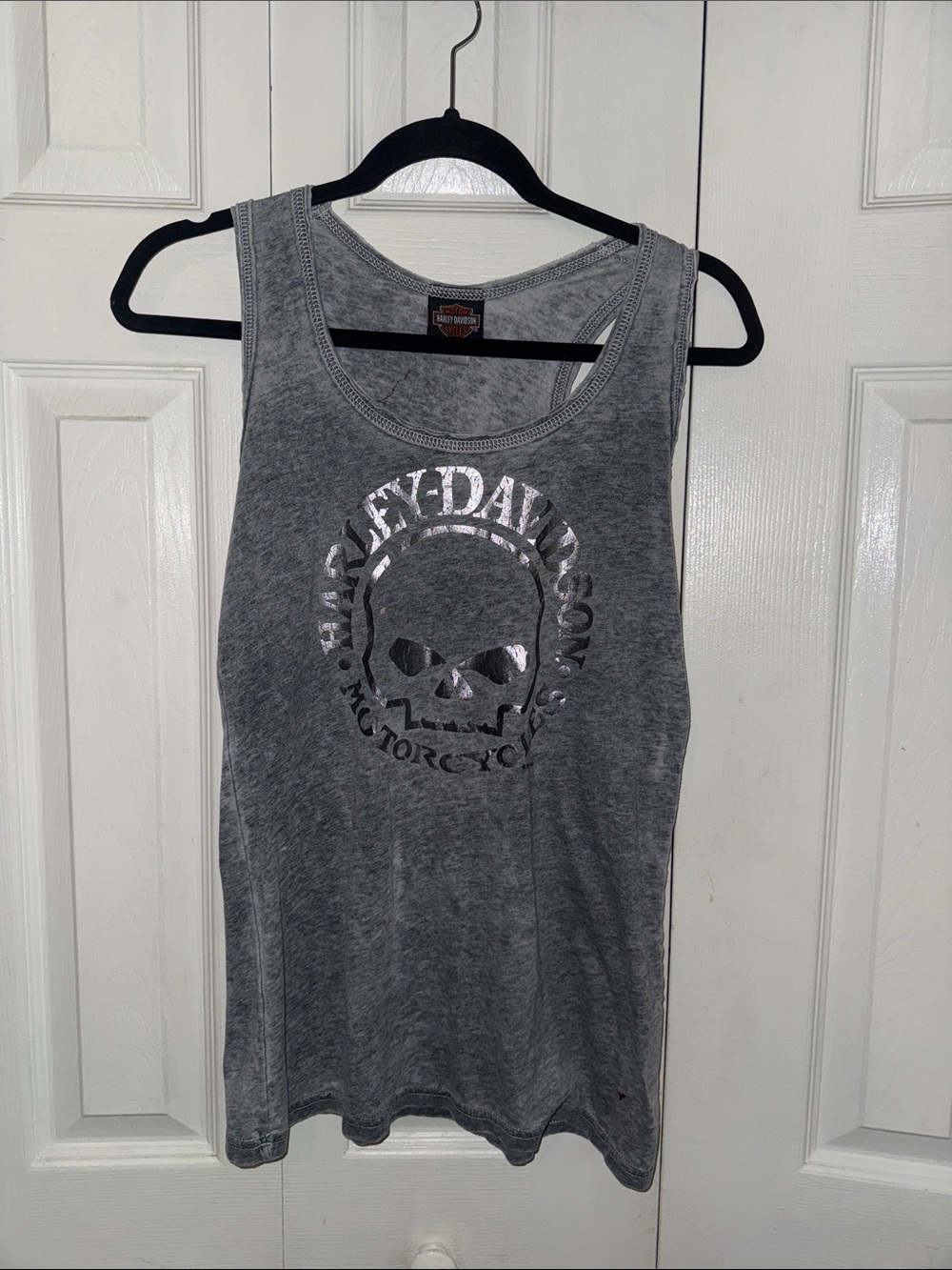 Harley-Davidson Charcoal Gray Tank with Metallic Skull Emblem